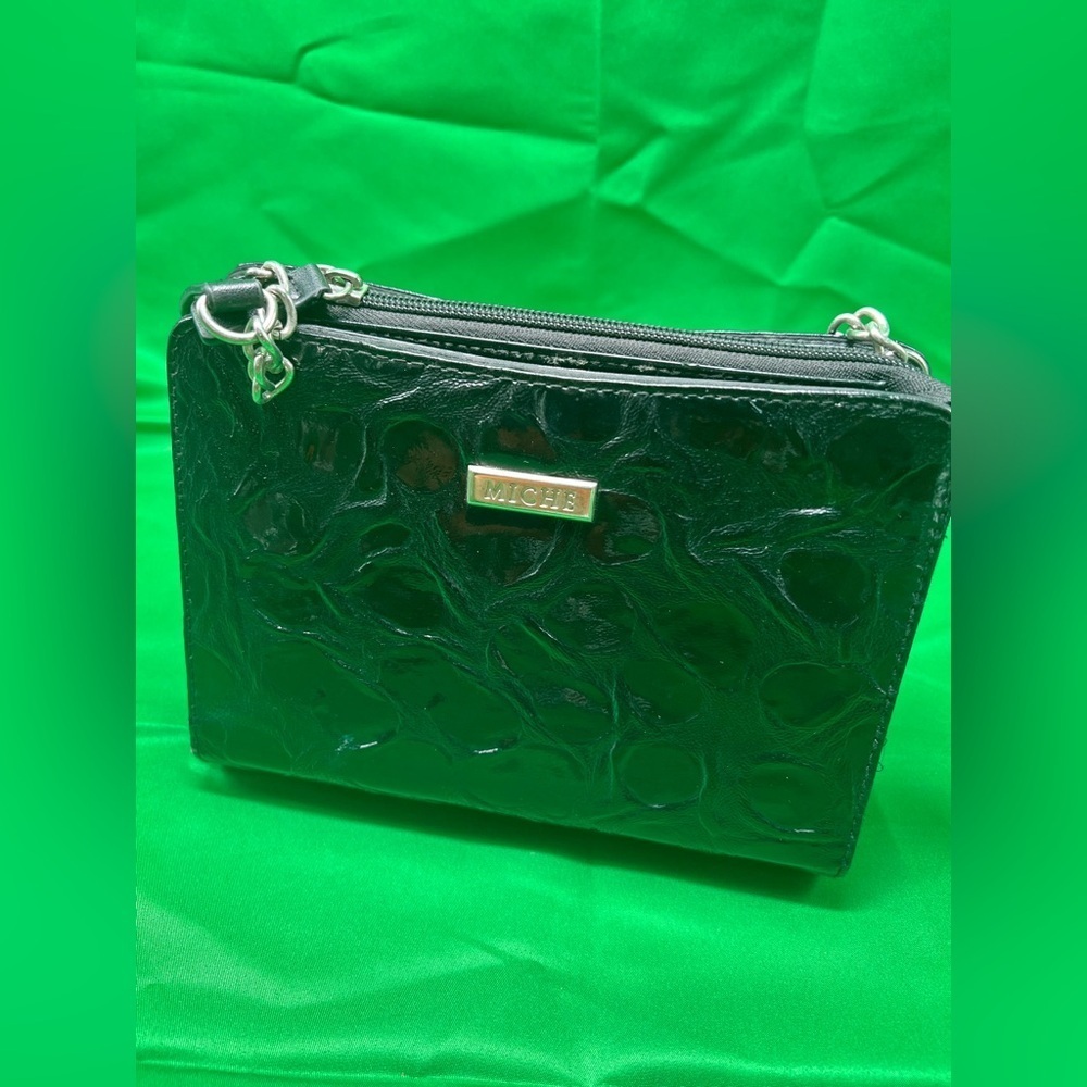 Miche Black Textured Clutch with Glossy Finish (P3)